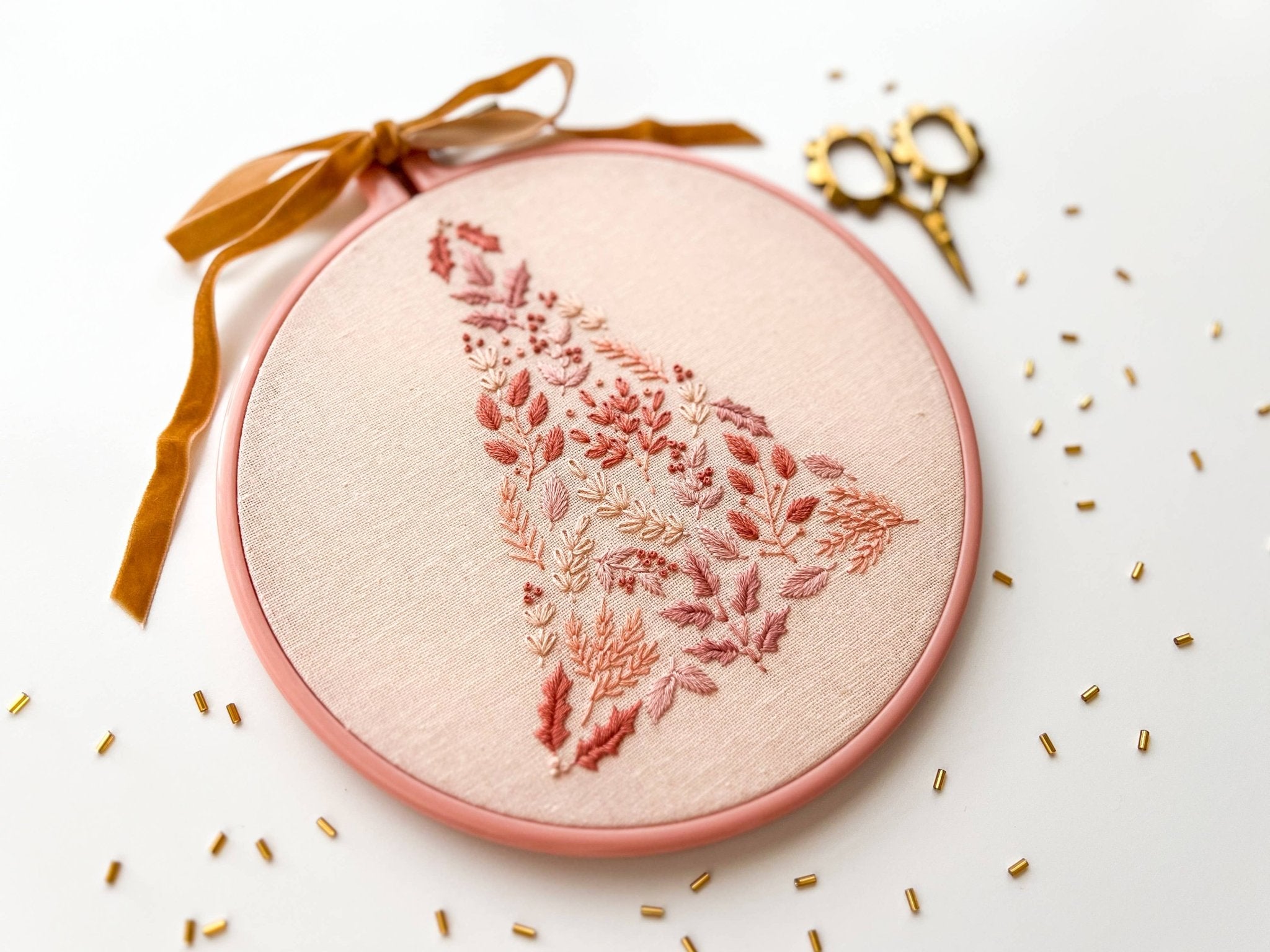 Pink Christmas Tree Embroidery Kit - Boho Fabrics - 